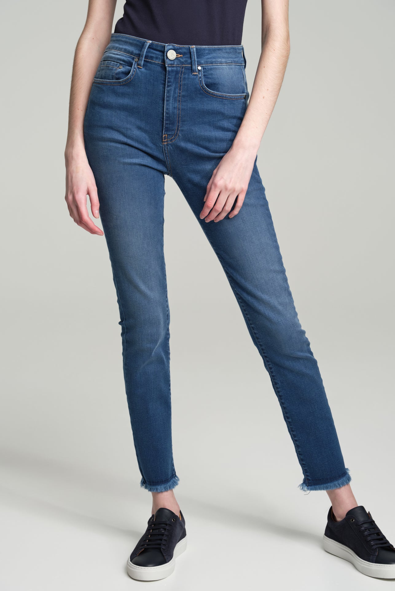 Medium Blue