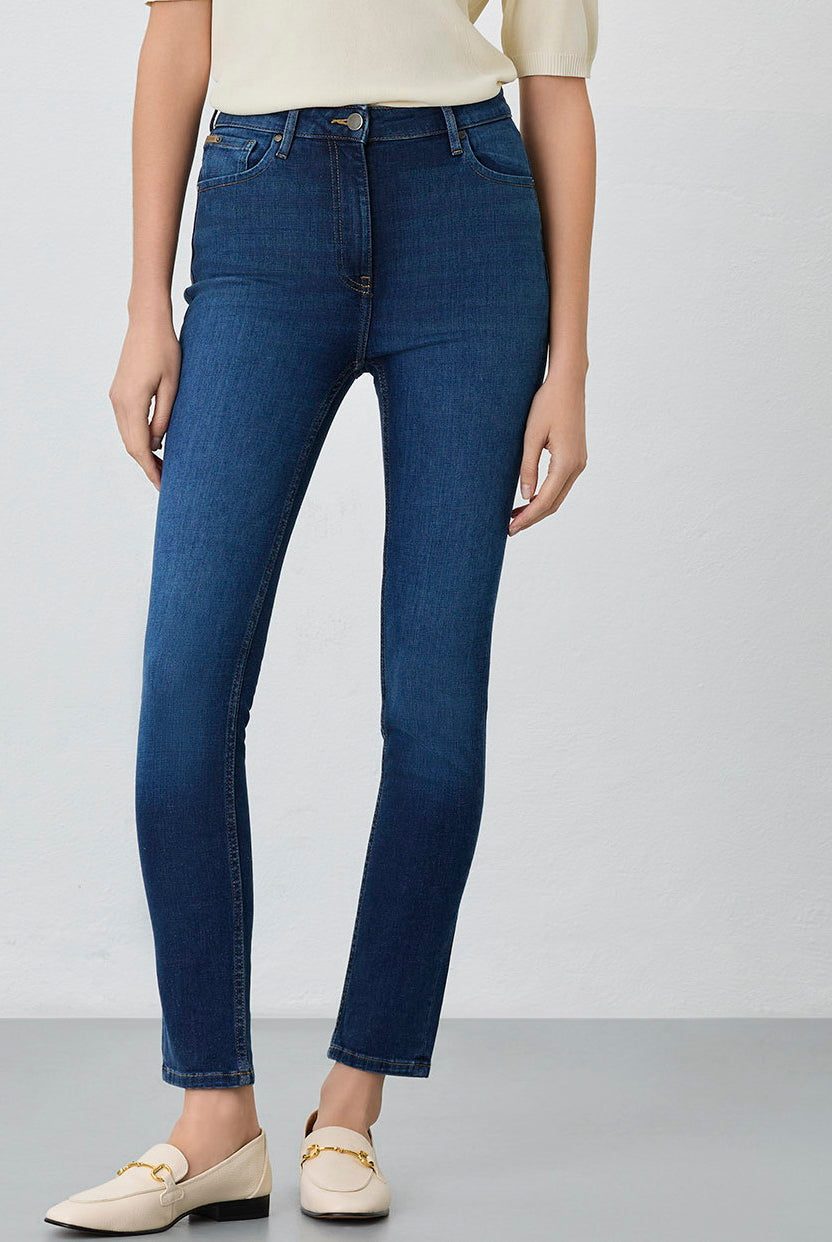 Medium Blue
