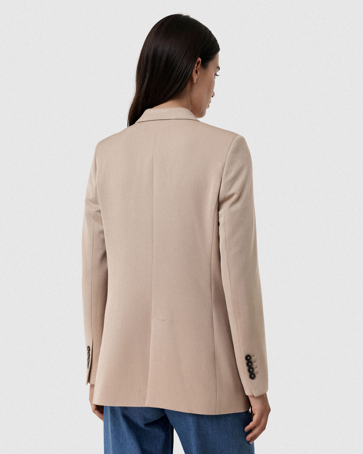 Dark Beige (AI)