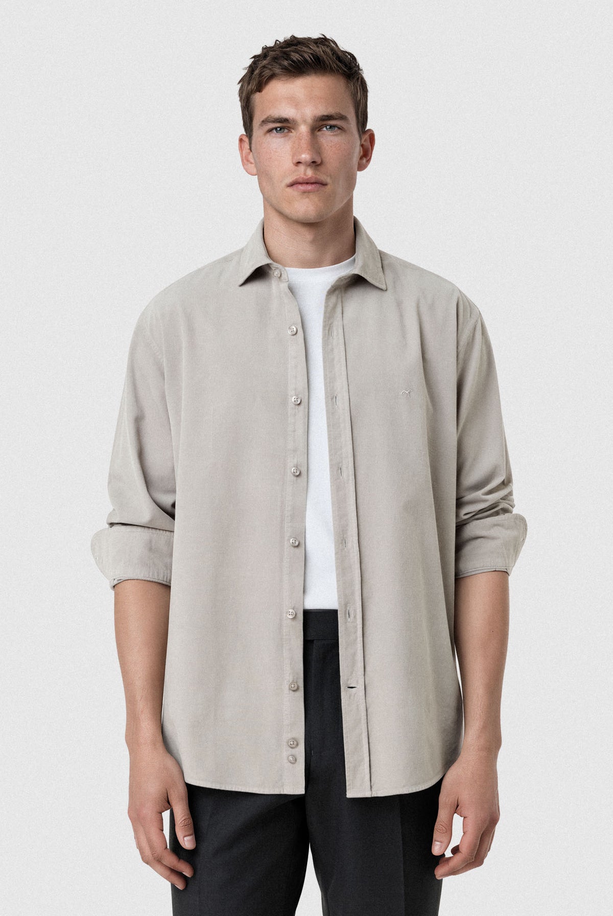 Light Brown (AI)