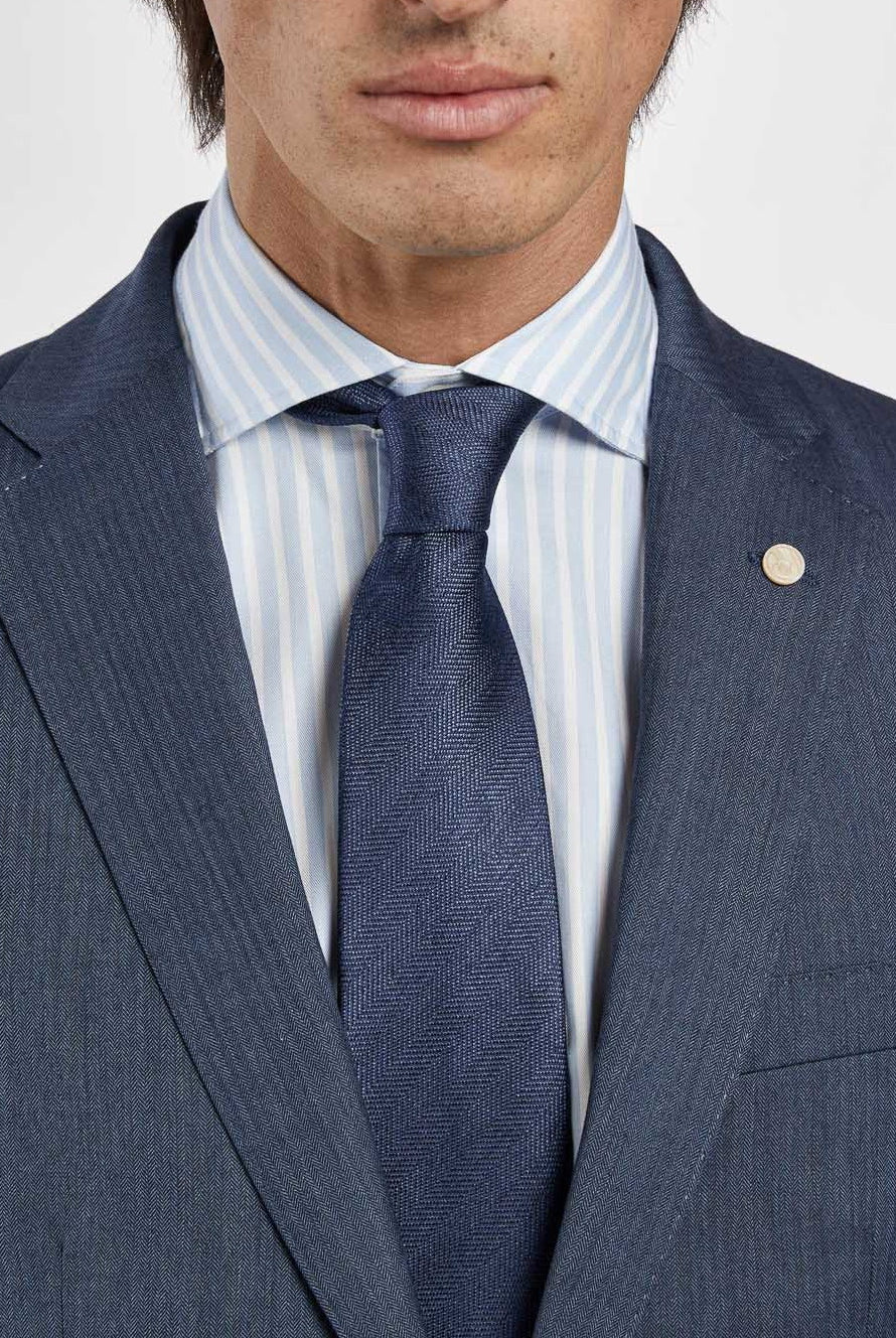 Medium Blue