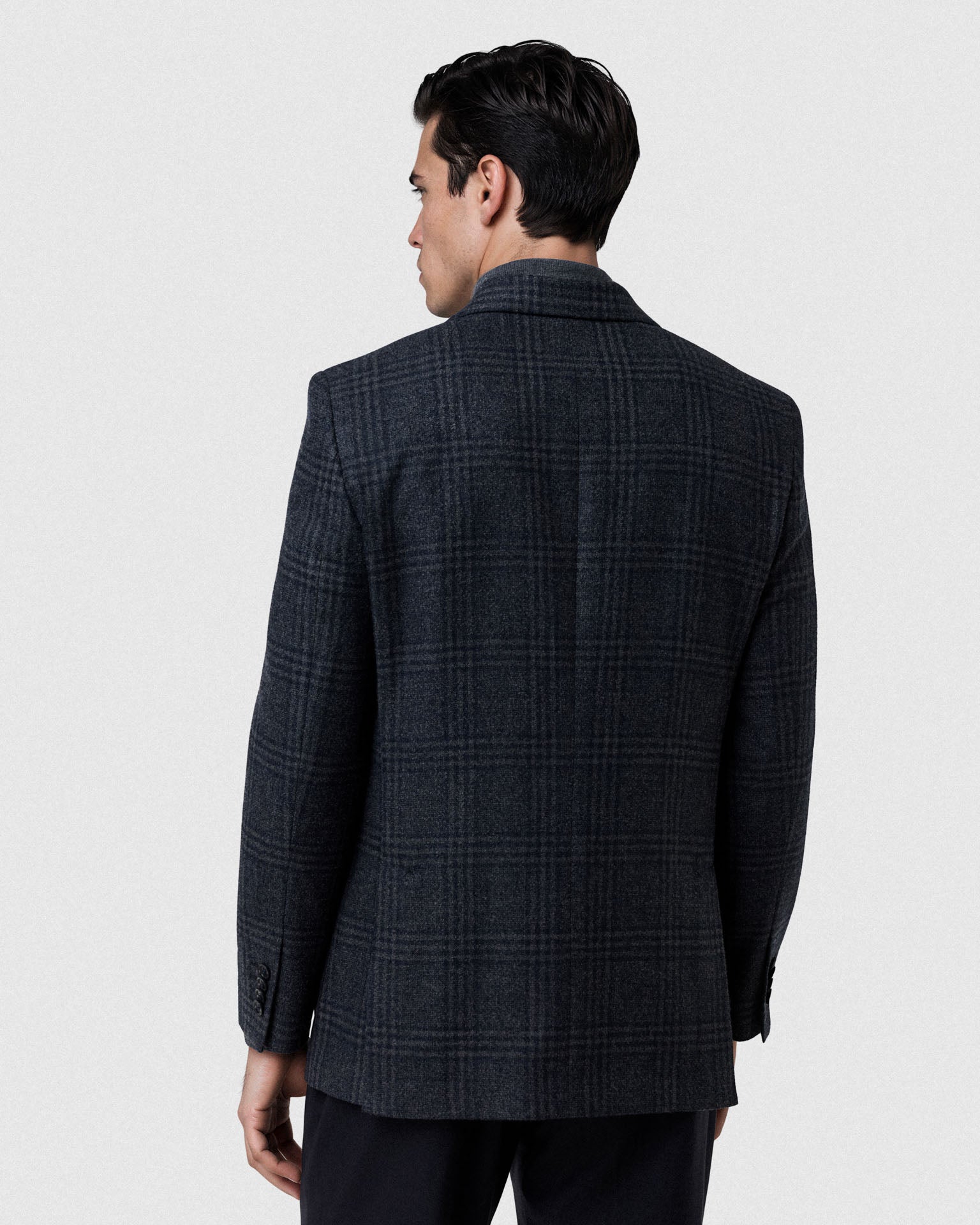 Dark Grey (AI)