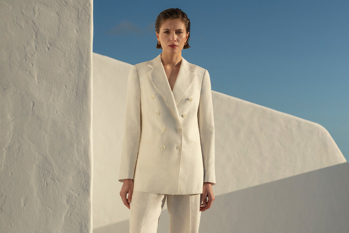 What Are the Latest Trends in Suits for Women This Year?