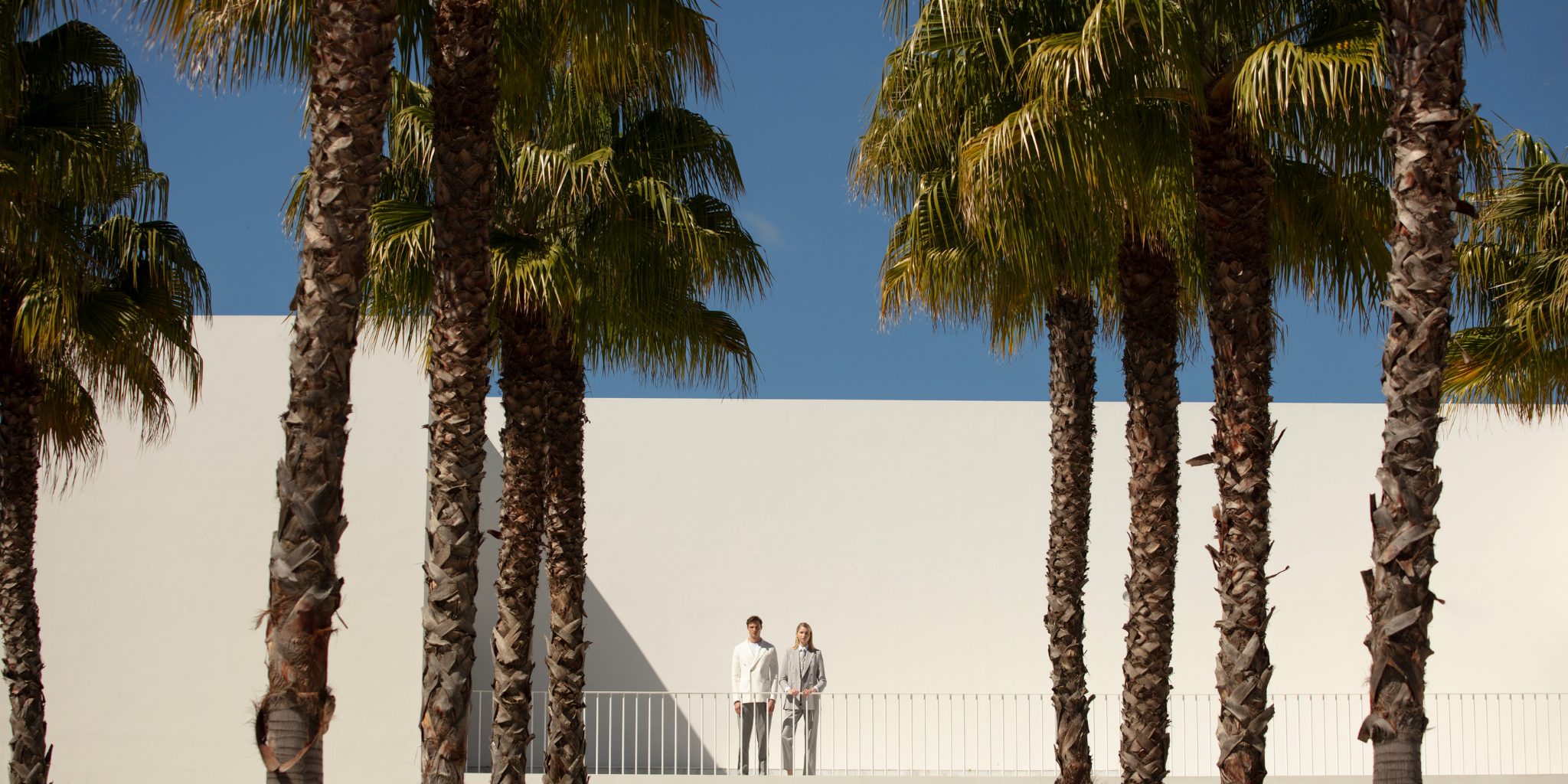 From sporty to stylish: transforming women polo shirts for any occasion