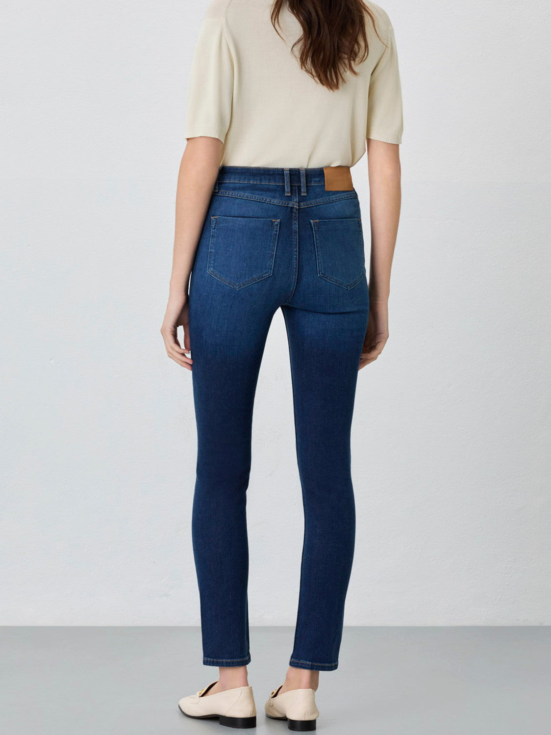 Medium Blue