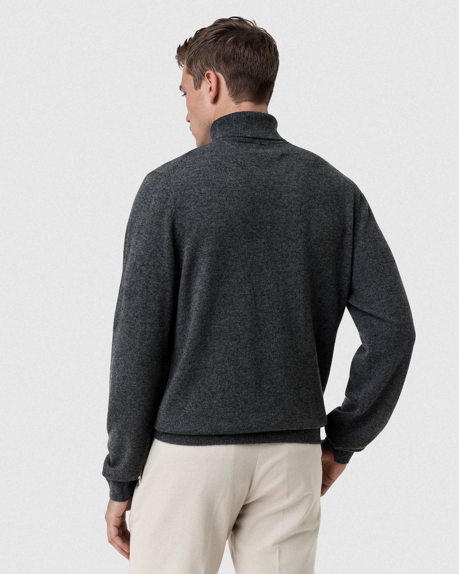 Medium Grey (AI)