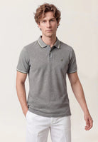 Mix Grey (AI)