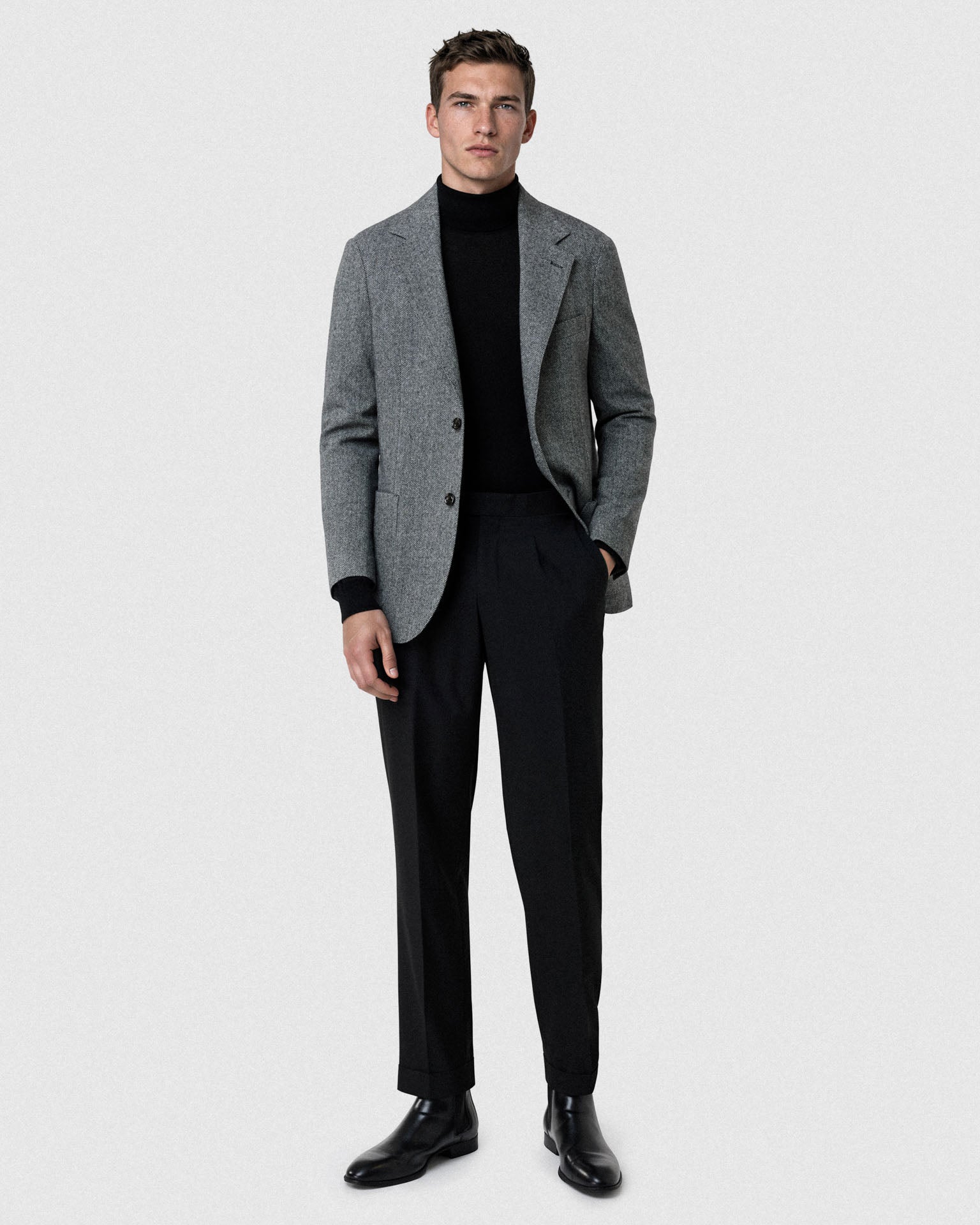 Dark Grey (AI)