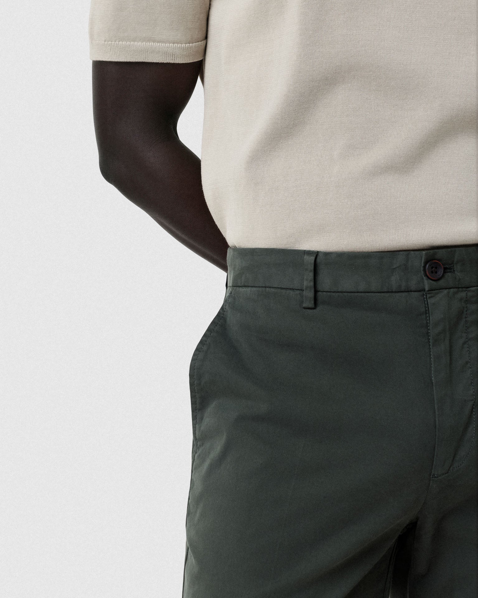 Dark Green (AI)